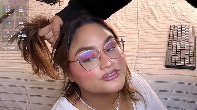 laurale phillipe online show from 03-09-26, 04:27