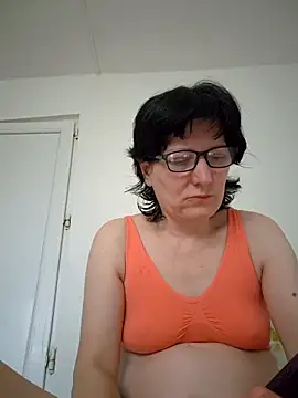 Vera Elle online show from 03-30-26, 03:13