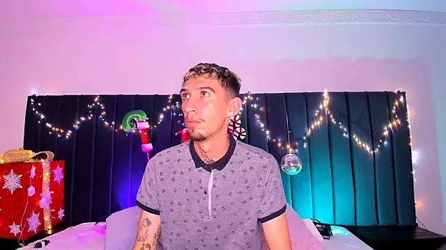 dominik thompson777 online show from 11-26-25, 04:24