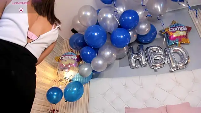 scarletbaker  online show from 11-02-25, 11:34