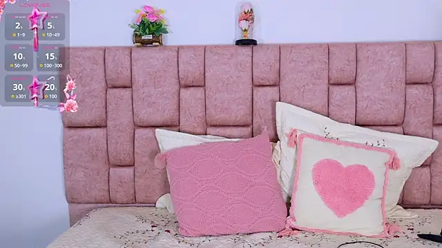 ScarlettLuxe online show from 09-30-25, 12:54