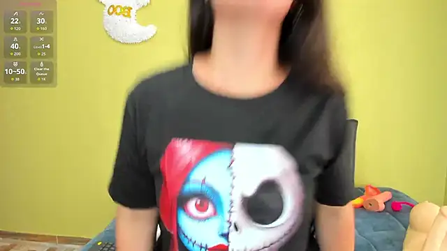 Snapshot of loreen_grey chatting on 10-04-25, 06:06 loreen grey online show from 10-04-25, 06:06