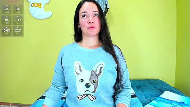 Snapshot of loreen_grey chatting on 10-10-25, 08:08 loreen grey online show from 10-10-25, 08:08