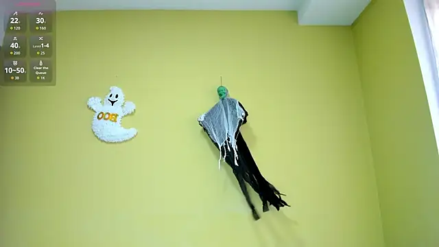 Snapshot of loreen_grey chatting on 10-12-25, 08:19 loreen grey online show from 10-12-25, 08:19