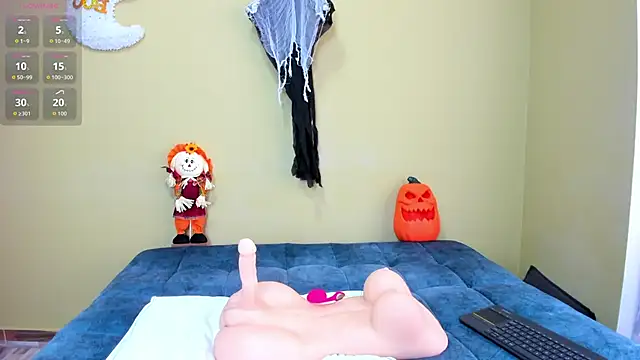 Snapshot of loreen_grey chatting on 10-13-25, 08:09 loreen grey online show from 10-13-25, 08:09