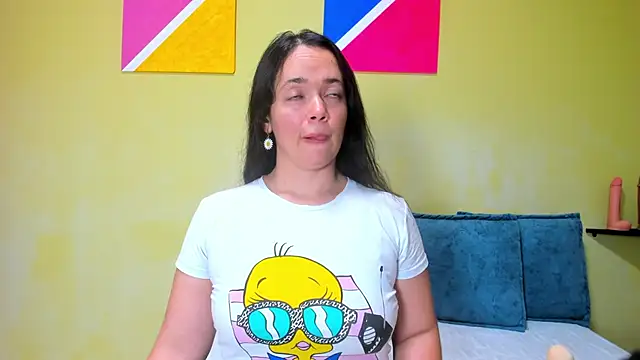 Snapshot of loreen_grey chatting on 11-30-25, 10:03 loreen grey online show from 11-30-25, 10:03