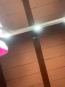 Rachellcooperrr online show from 12-15-25, 06:39