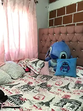 Rachellcooperrr online show from 12-16-25, 09:20