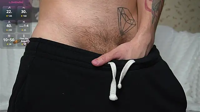 Snapshot of johnstoneisland chatting on 12-17-25, 07:42 johnstoneisland online show from 12-17-25, 07:42