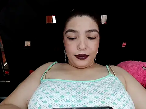 Snapshot of vegacristal88 chatting on 10-16-25, 03:13 vegacristal88 online show from 10-16-25, 03:13