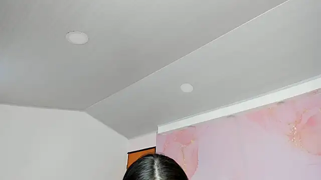 milk candy18 online show from 10-03-25, 12:24