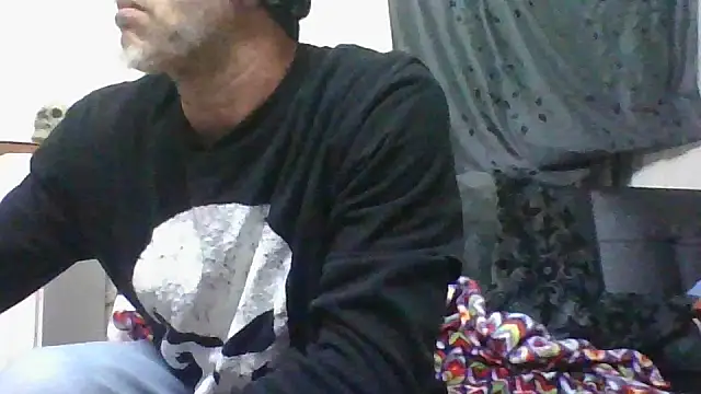 Snapshot of jarjar83 chatting on 11-01-25, 05:42 jarjar83 online show from 11-01-25, 05:42