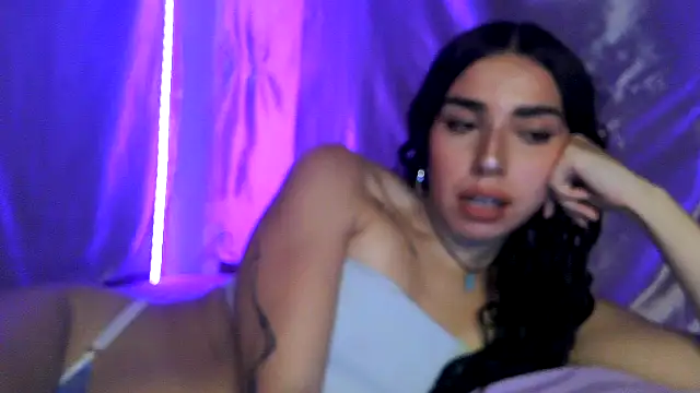 sweetbrunette22 online show from 01-12-26, 05:40