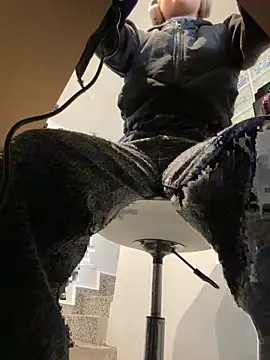 Snapshot of sisylucky chatting on 03-17-26, 03:59 sisylucky online show from 03-17-26, 03:59