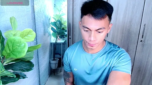 PinooyMilker online show from 03-11-26, 02:12