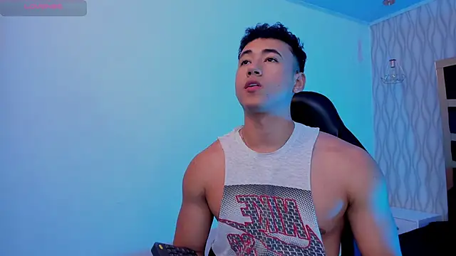 Snapshot of Draven_Marceaux chatting on 11-01-25, 11:23 Draven Marceaux online show from 11-01-25, 11:23