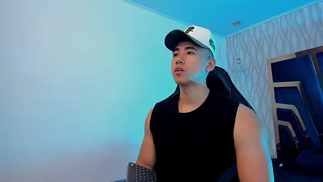 Snapshot of Draven_Marceaux chatting on 11-07-25, 11:21 Draven Marceaux online show from 11-07-25, 11:21