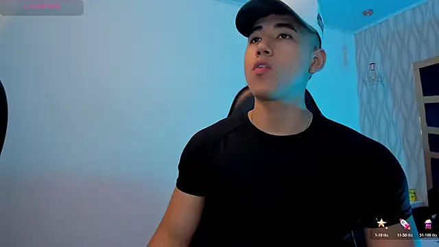 Snapshot of Draven_Marceaux chatting on 11-08-25, 11:21 Draven Marceaux online show from 11-08-25, 11:21