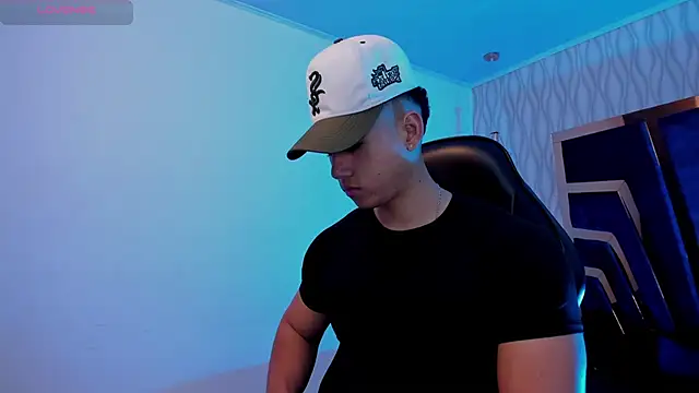 Snapshot of Draven_Marceaux chatting on 11-14-25, 11:42 Draven Marceaux online show from 11-14-25, 11:42