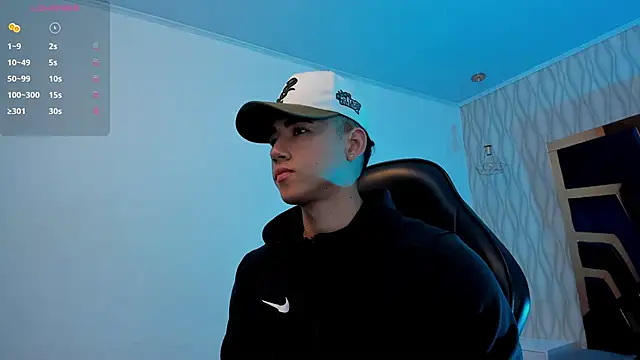 Snapshot of Draven_Marceaux chatting on 11-20-25, 11:21 Draven Marceaux online show from 11-20-25, 11:21