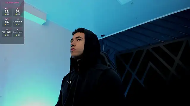 Snapshot of Draven_Marceaux chatting on 12-01-25, 11:26 Draven Marceaux online show from 12-01-25, 11:26