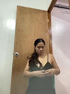 Snapshot of wildpussycat69 chatting on 10-04-25, 05:49 wildpussycat69 online show from 10-04-25, 05:49