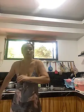 Snapshot of wildpussycat69 chatting on 11-28-25, 04:04 wildpussycat69 online show from 11-28-25, 04:04