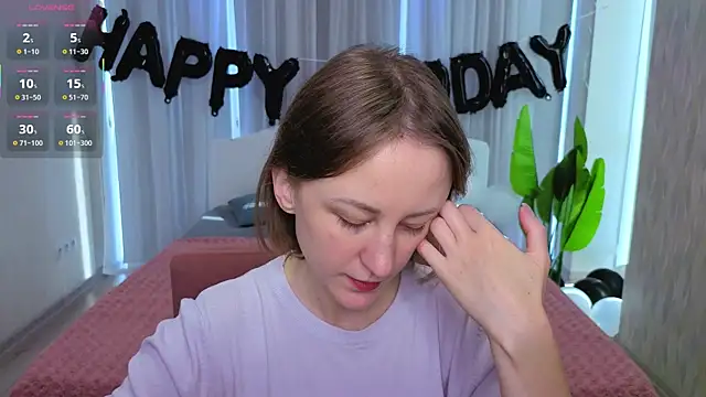 LuluChiiii online show from 10-29-25, 10:39