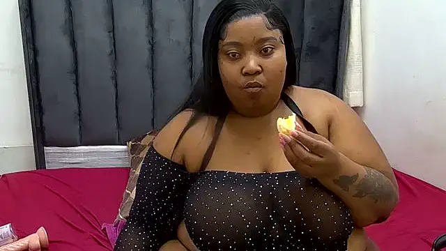 CocoFlames23 online show from 10-02-25, 09:44