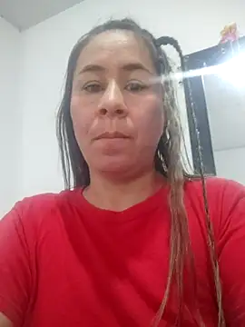 Snapshot of Nala1986 chatting on 10-10-25, 01:10 Nala1986 online show from 10-10-25, 01:10