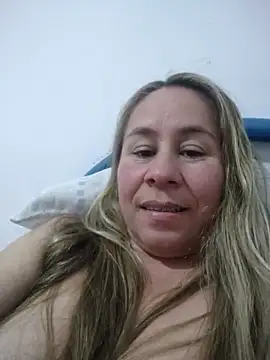 Nala1986 online show from 12-17-25, 02:50