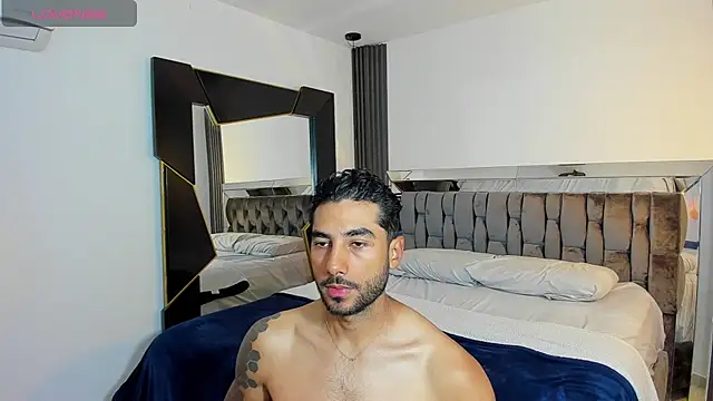 Snapshot of MARC_THOMPSON_ chatting on 11-24-25, 03:56 MARC THOMPSON online show from 11-24-25, 03:56