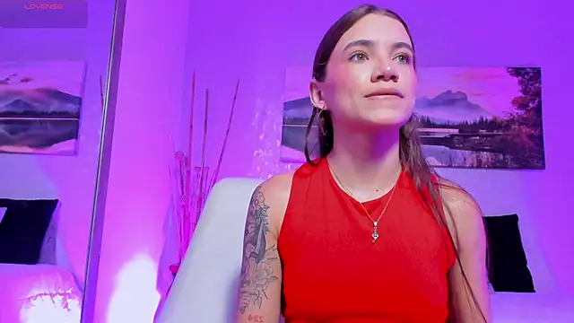 aitana baker  online show from 10-03-25, 07:33