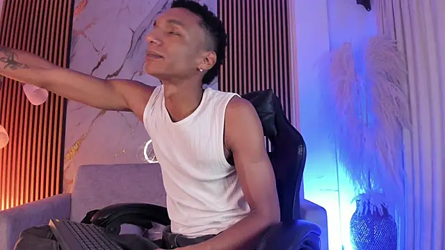 JulienSaint online show from 01-08-26, 11:34