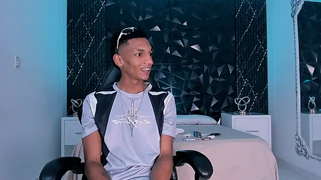 JulienSaint online show from 02-17-26, 12:45