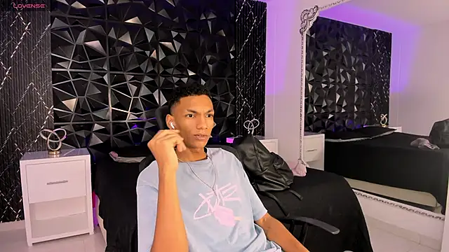 JulienSaint online show from 02-19-26, 12:23