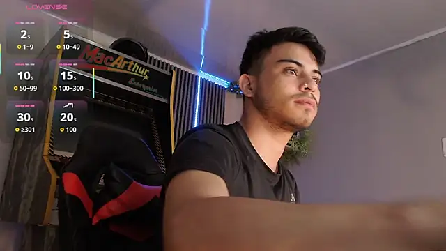 Bastian MCcormick online show from 09-22-25, 01:46