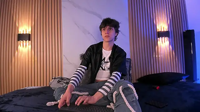 IM DAREN online show from 12-16-25, 01:43