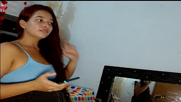 chica sexy05 online show from 09-25-25, 08:34