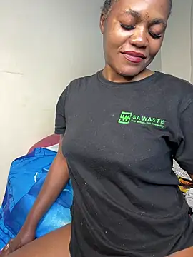 Snapshot of Kikie23 chatting on 05-20-26, 03:02 Kikie23 online show from 05-20-26, 03:02