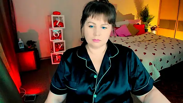 CrystaalStaar online show from 02-18-26, 07:32