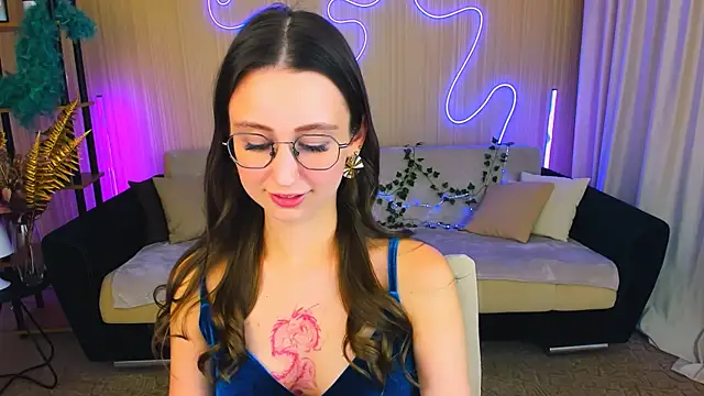 YourLovellyStory online show from 09-22-25, 05:15