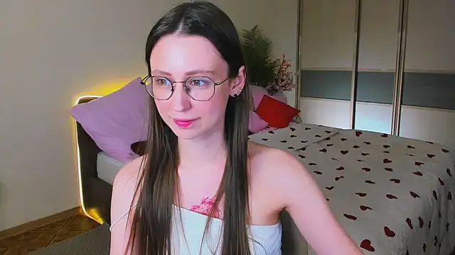 YourLovellyStory online show from 04-29-26, 04:55