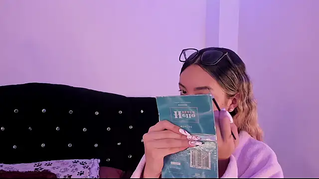 LauMiller online show from 10-17-25, 09:06