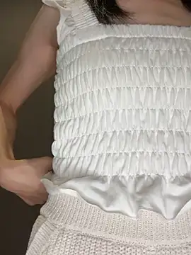 Snapshot of ms_suzuka chatting on 10-09-25, 12:08 ms suzuka online show from 10-09-25, 12:08