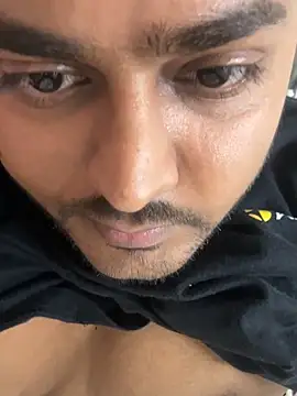 blrguychub online show from 10-29-25, 02:19