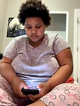 chocolate bella online show from 09-12-25, 01:11