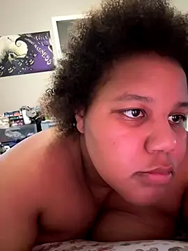 chocolate bella online show from 10-14-25, 05:14