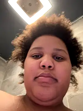 chocolate bella online show from 11-25-25, 06:30