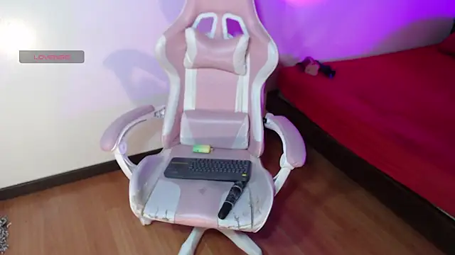 Lia Arellano online show from 04-19-26, 07:05